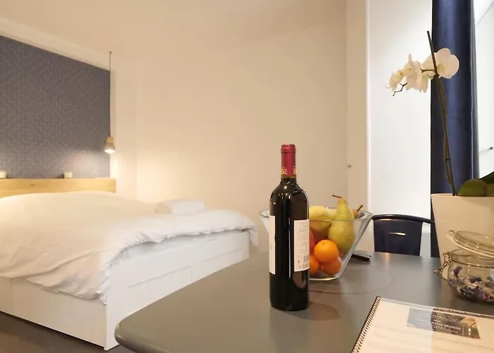 Mykeypers - Cozy Near Canal Saint Martin Apartmán